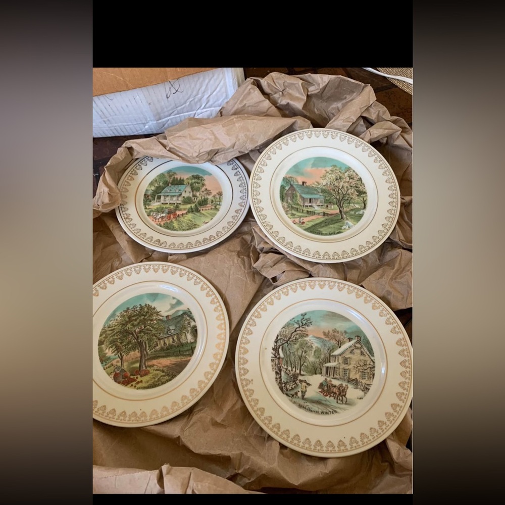 Currier & Ives season plates set of 4